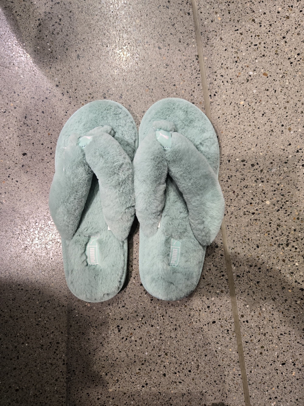 Puma Plush Faux-Fur Flip Flop Slippers - Mint Green